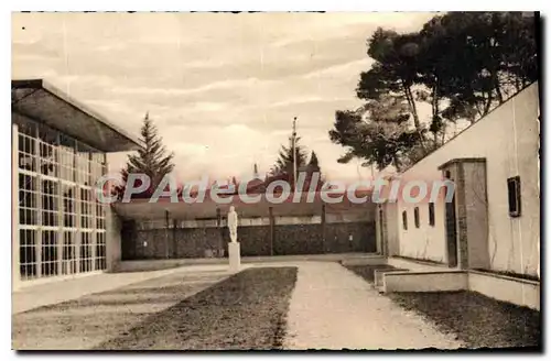 Ansichtskarte AK Aix en Provence La Cour d'Honneur Vers le Gymnase