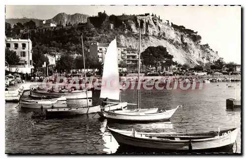 Cartes postales Cassis Le Port le Rocher avec son vieux Chateau