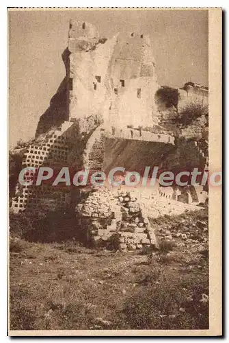 Ansichtskarte AK Les Baux Colombarium et tour Paravelle