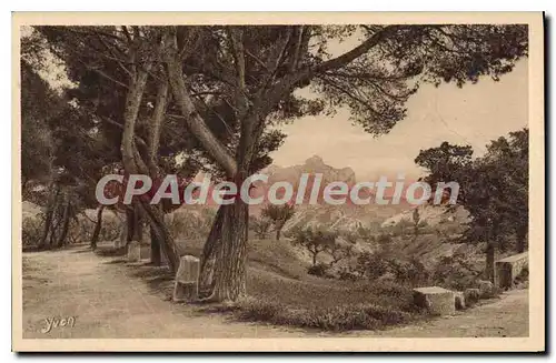 Ansichtskarte AK Les Alpilles vues de la Route de St Remy aux Baux B du R