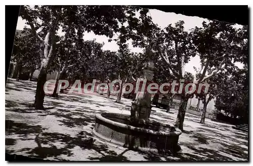 Ansichtskarte AK Charleval Bouches du Rhone Cours de la Republique