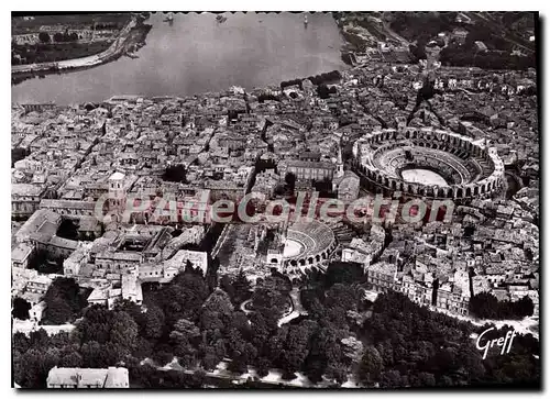 Moderne Karte En Provence Arles B du R Vue aerienne Les Arenes Le Theatre Antique La Cathedrale Saint Trophim