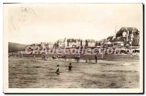 Cartes postales Cabourg La Plage vers l'Hotel des Dues de Normandie