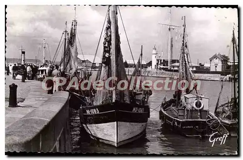 Ansichtskarte AK En Normandie Honfleur Calvados Le port et le phare