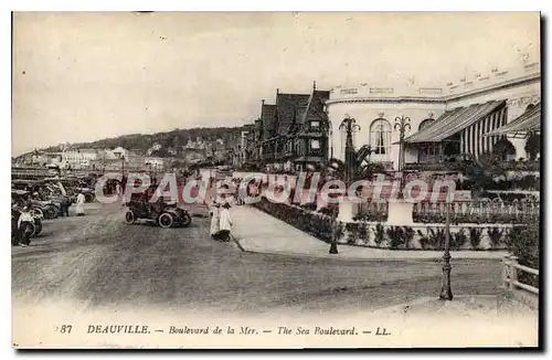 Cartes postales Deauville Boulevard de la Mer