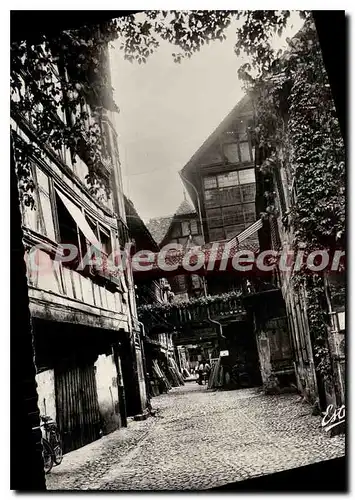 Cartes postales moderne Strasbourg Hotel du Corbeau cour interieure quai des bateliers