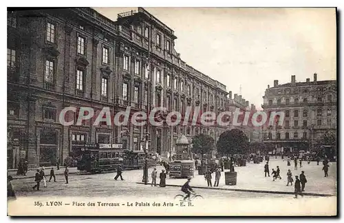 Cartes postales Lyon Place des Terreaux Le Palais des Aris