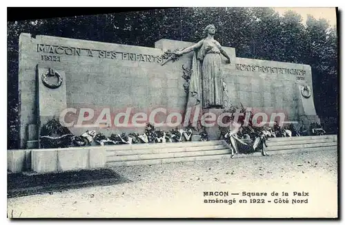 Cartes postales Macon Square de la Paix amenage en 1922 Cote Nord