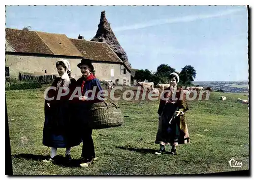 Cartes postales moderne Groupe Folklorique Les Morvandiaux d'Autun En Route pour le March�