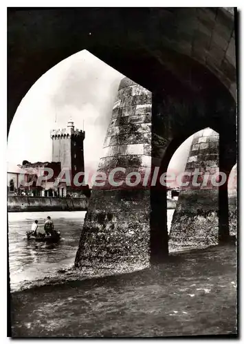 Cartes postales moderne LES SABLES d'OLONNE tour d'Arundel