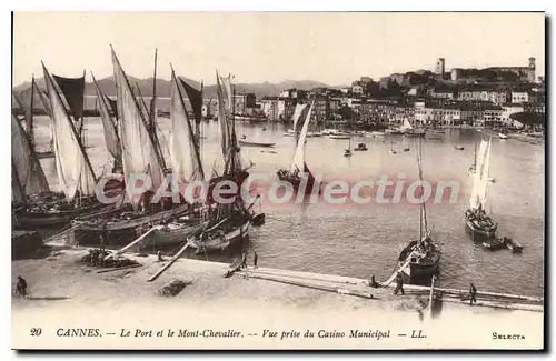 Cartes postales CANNES le port et le mont chevalier vue prise du casino municipal