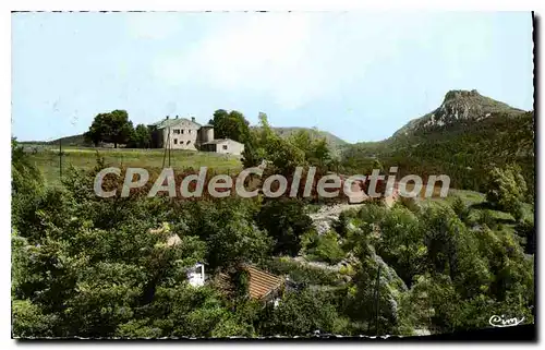 Cartes postales Thorenc la suisse de Provence les chateau des Iv Tours et le Castellaras