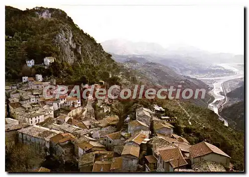 Cartes postales moderne Gilette Alpes Maritimes le village la plaine du Var