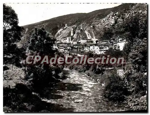 Cartes postales moderne Tende (alt 815 m) Les Alpes Maritimes Les rives de la Raya et la Ville