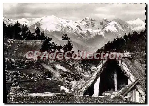 Cartes postales moderne Peira Cava (alt 1500 m) Les Granges et la Chaine des Alpes