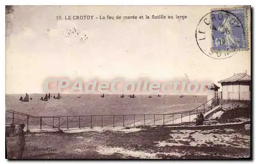 Cartes postales Le Crotoy Le feu de maree et la flotille au large