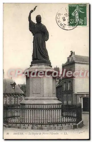 Ansichtskarte AK Amiens La Statue de Pierre l'Ermite