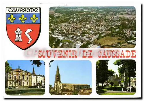 Cartes postales moderne Tarn et Garonne Caussade Vue generale La Mairie L'Eglise L'esplanade