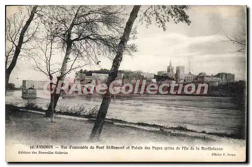 Cartes postales Avignon Vue d'ensemble du Pont St Benezet et Palais des Papes