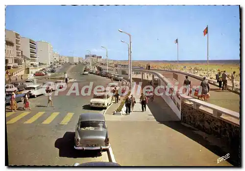 Cartes postales moderne St Jean de Monts Vendee Les abords de la plage