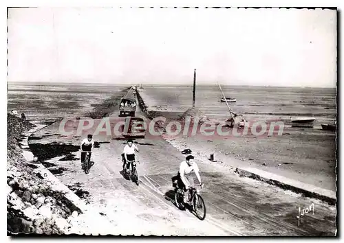 Cartes postales moderne Ile de Noirmoutier Vendee Le passage du Gois cote de l'Ile