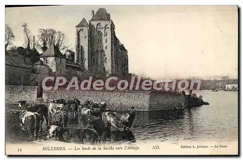 Ansichtskarte AK Solesmes Les bords de la Sarthe vers l'Abbaye