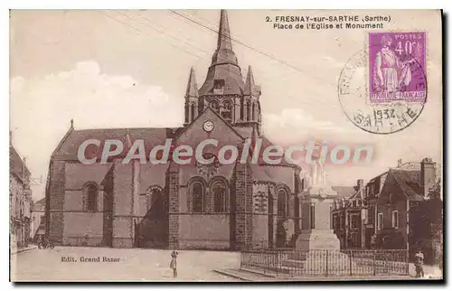 Cartes postales Fresnay sur Sarthe Sarthe Place de l'Eglise et Monument