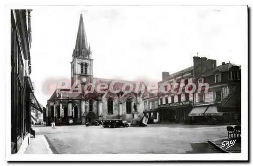 Cartes postales La Fleche Sarthe Place Henry IV Eglise St Thomas