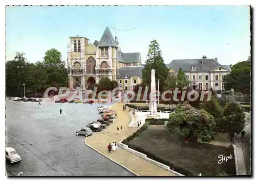 Cartes postales moderne Le Mans Sarthe Eglise Notre Dame de la Couture prefecture et Monument de la Liberation