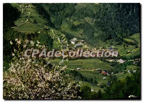 Cartes postales moderne Beaufort sur Doron savoie echappee sur le village