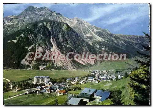 Cartes postales moderne Pralognan la Vanoise Savoie vue generale et l'Aiguille de Mey