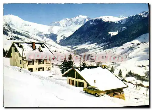 Cartes postales moderne Hauteluce Savoie le Chalet Marie Therese au fond le Mont Blanc