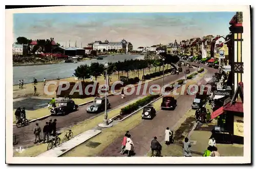 Cartes postales Trouville Reine des Plages Vue generale sur les queis