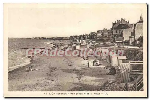 Cartes postales Lion sur Mer Vue generale de la Plage