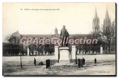 Ansichtskarte AK Caen le Lycee et la statue de Louis XIV