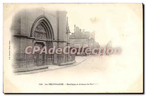 Cartes postales La Delivrande Basilique et Avenue de Douvres