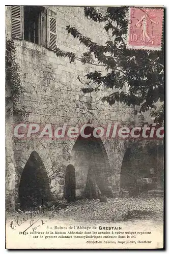 Cartes postales Ruines de l'Abbaye de Grestan Etage interieur de la maison Abbatlale dont les Arcades