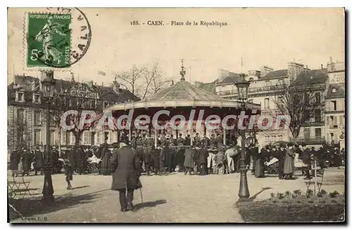 Ansichtskarte AK Caen place de la republique