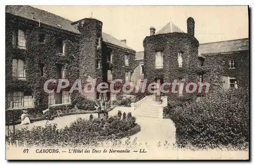 Ansichtskarte AK Cabourg l'hotel des Ducs de Normandie