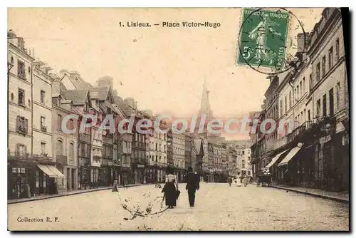 Cartes postales Lisieux place Victor Hugo