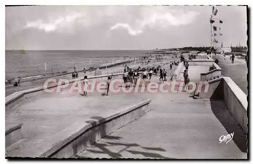 Ansichtskarte AK Courseulles sur Mer Calvados la plage et la Digue