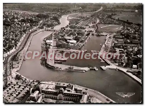 Cartes postales moderne Trouville Deauville Calvados vue aerienne au centre le port des yachts