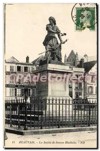 Cartes postales Beauvais la statue de Jeanne Hachette