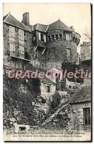 Cartes postales Domfront Orne les remparts une des tours construites pour les bourgeois de la ville qui aidaient