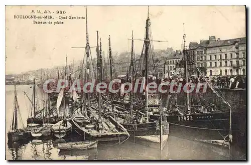 Ansichtskarte AK Boulogne sur Mer Quai Gambetta Bateaux de peche