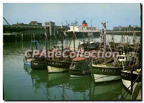 Cartes postales moderne La Cote d'Opale Boulogne P de C 62 le port de peche et l'arrivee du Car ferry