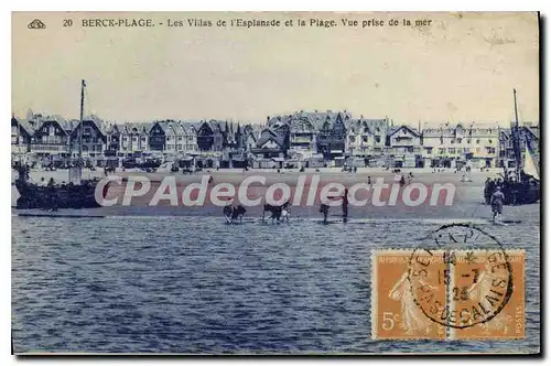 Cartes postales Berck Plage les Villas de l'Esplanade et la plage Vue prise de la mer