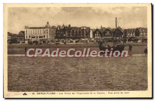 Cartes postales Berck Plage les Villas de l'Esplanade et le Casino vue prise en mer