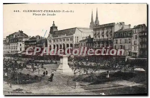 Cartes postales Clermont Ferrand P de D place de Jaude