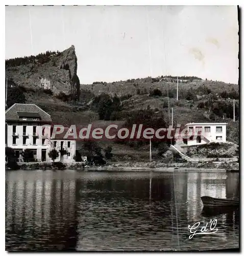 Cartes postales moderne L'Auvergne le Lac Chambon et la Dent du Marais